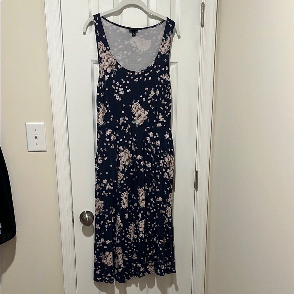 Floral Navy Dress with pockets
